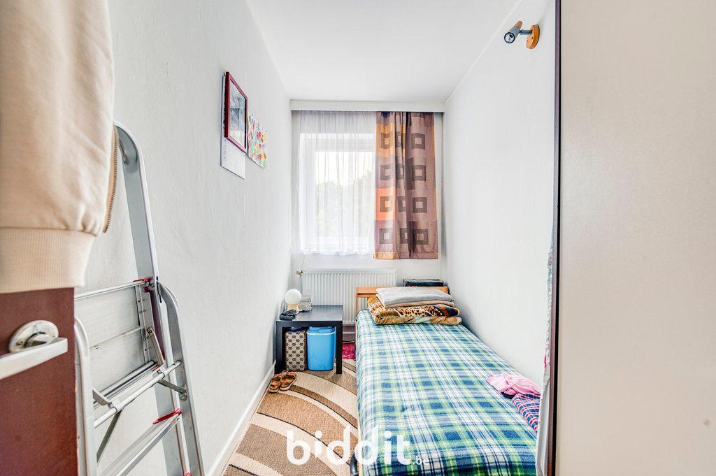 photo 7 du bien Lot 5 : Appartement au 3e ét. 1 cave + garage au rdc(lot 2)