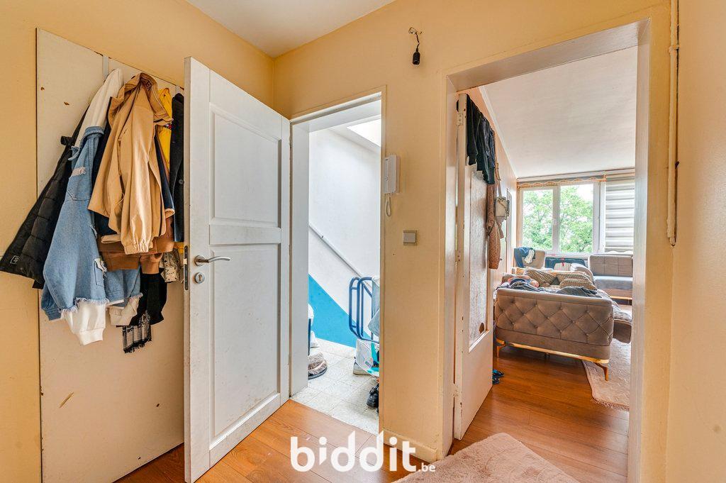 photo 3 du bien Lot 6 : Appartement au 4e ét., 2 caves +garage au rdc(lot 2)