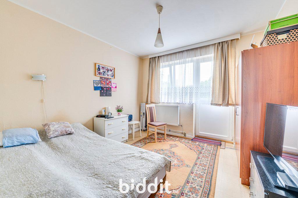 photo 22 du bien Un immeuble + garage