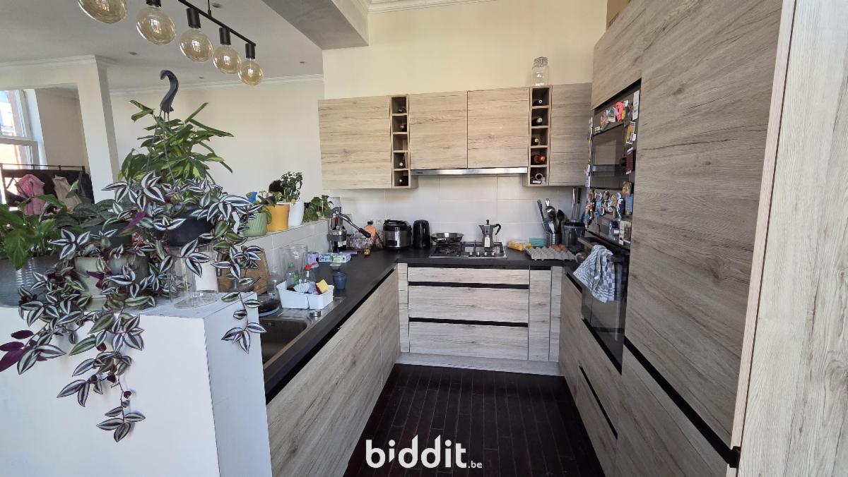 photo 3 du bien L’ appartement au 2e étage