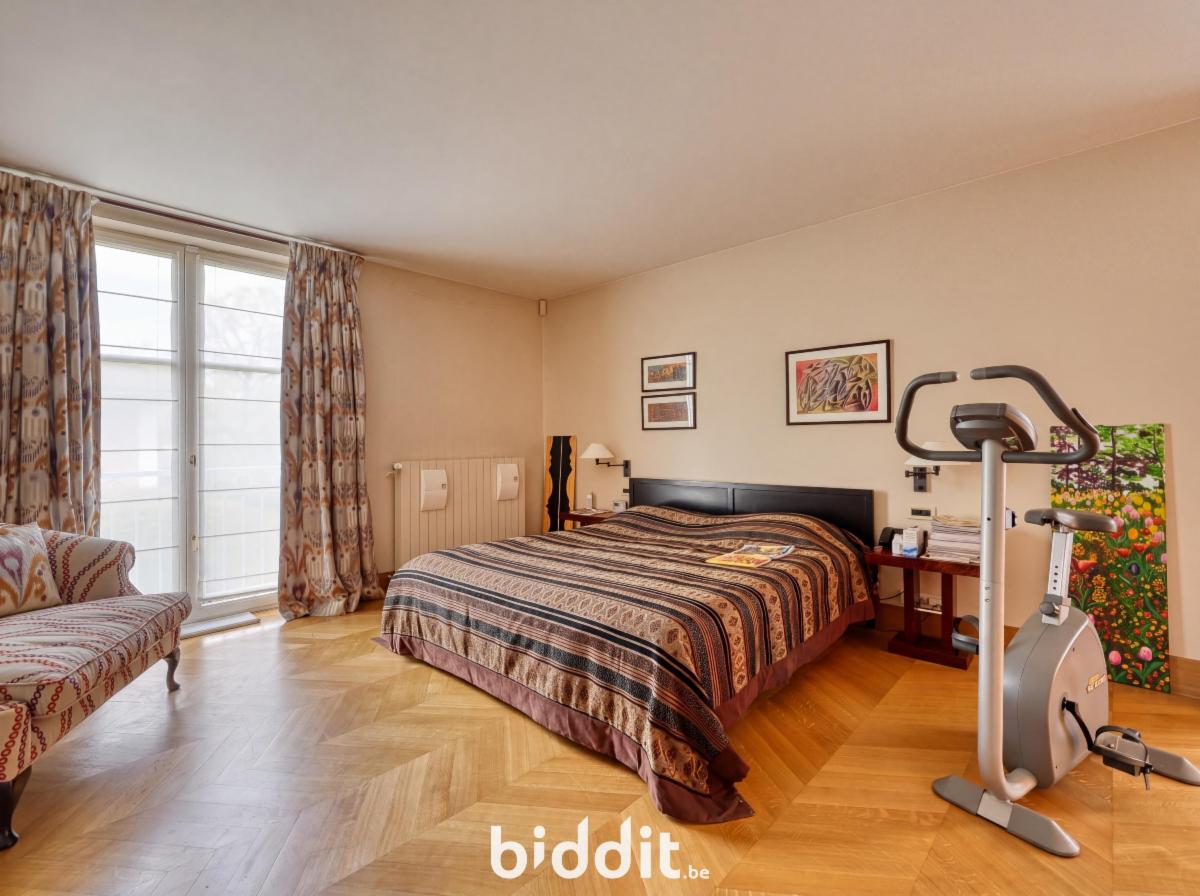 photo 7 du bien Appartement-duplex aux 1er et 2e étages + 4 emplacements