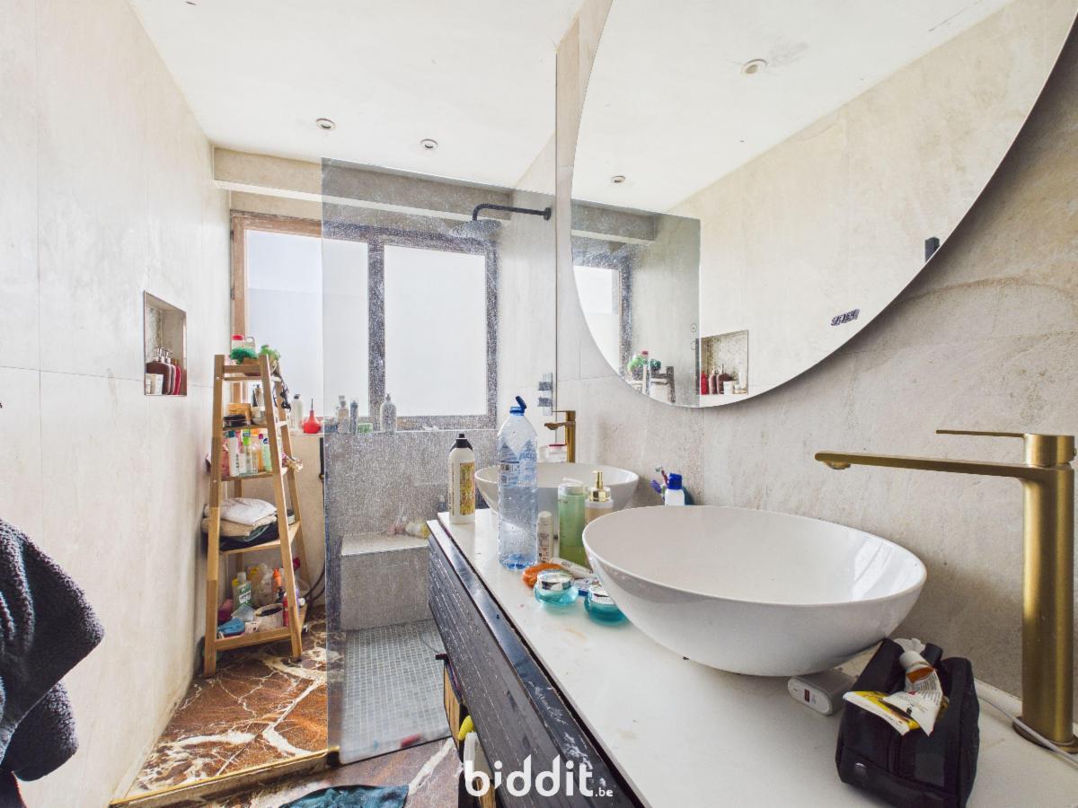 photo 6 du bien L’appartement au 7e étage