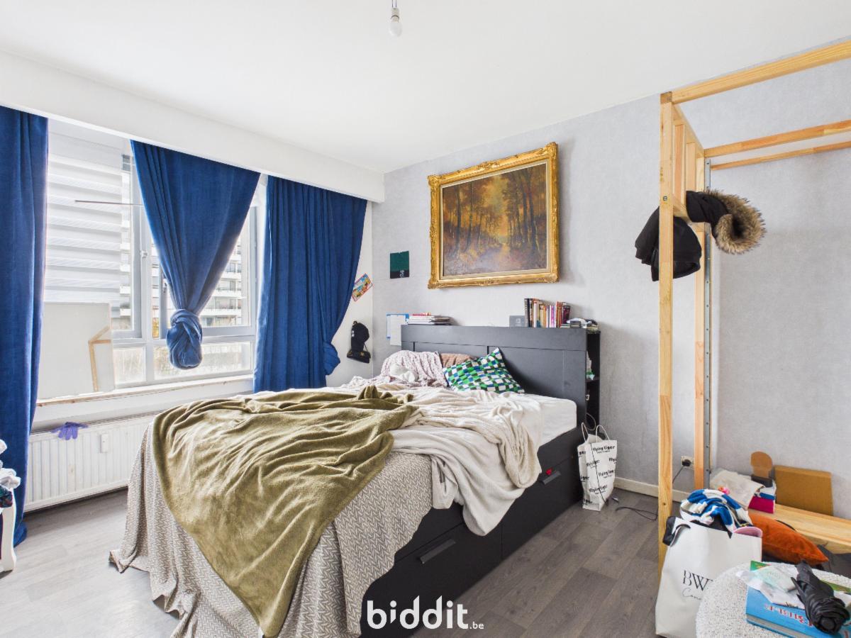 photo 8 du bien L’appartement au 7e étage